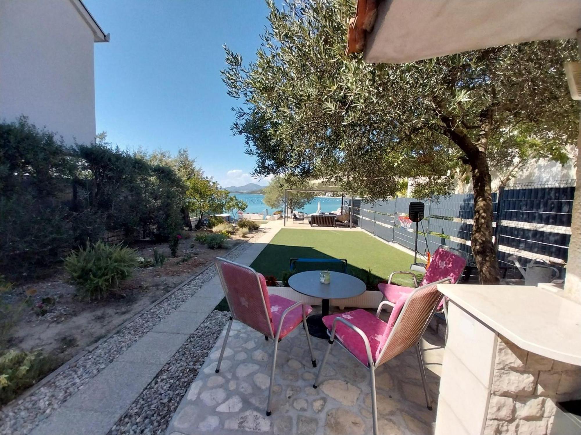 Kuca Za Odmor >Maro< Apartment Ston Exterior photo